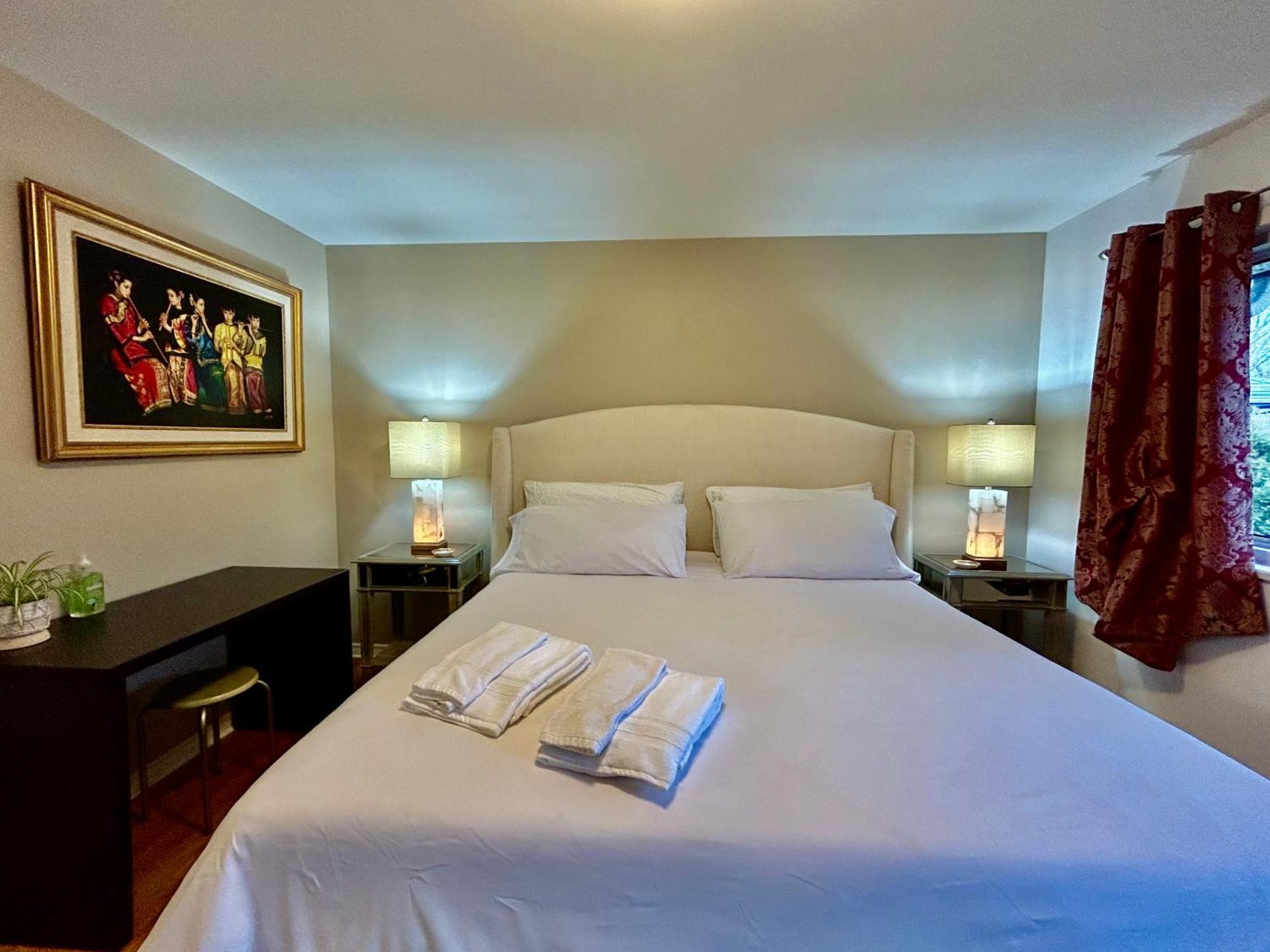 North Nanaimo Gem - Garden-View Room With Private Ensuite Exteriér fotografie