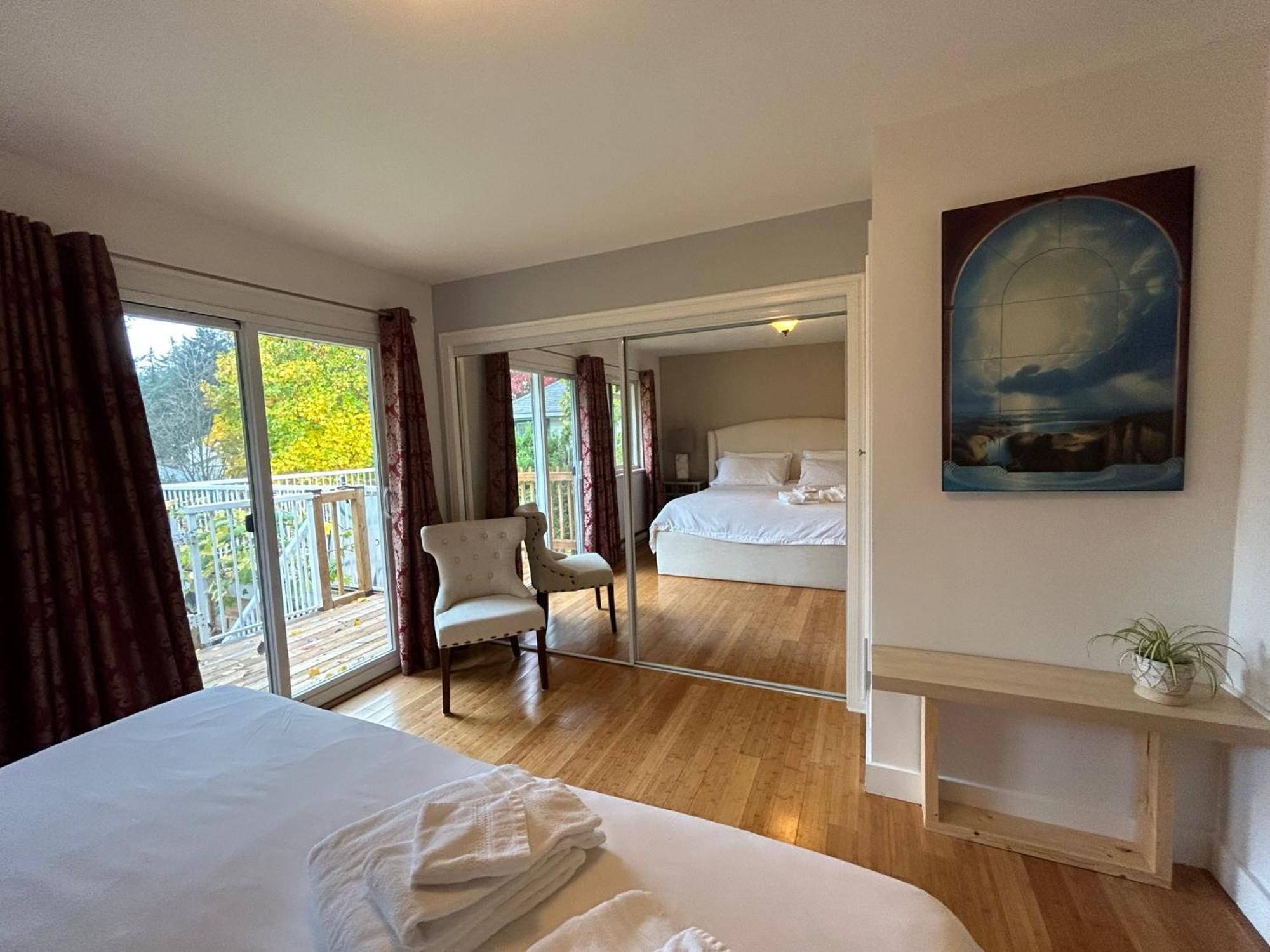 North Nanaimo Gem - Garden-View Room With Private Ensuite Exteriér fotografie